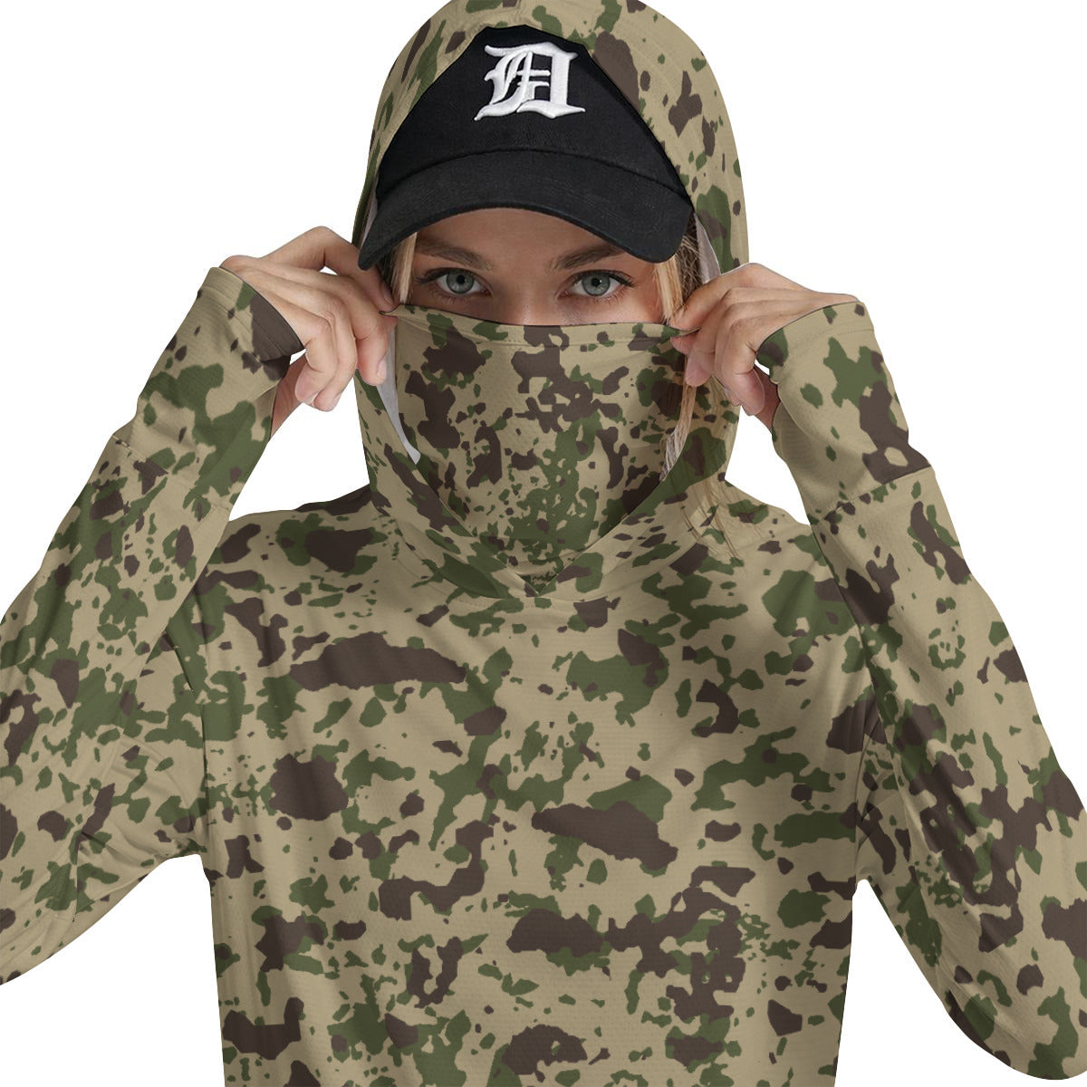 Desert Camouflage Print Women’s UV-Resistant Hooded Shirt w/Retractable Facemask